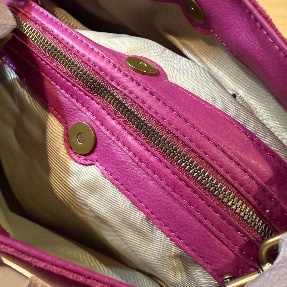 NWT American Leather Pink Studded Shoulder Bag - Picture 11 of 16
